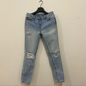 BDG Ripped Slim Boyfriend Low Rise Jeans (Size 25)